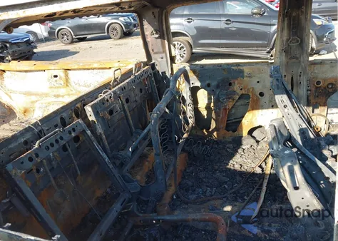 2018 Chevrolet Silverado 1500 2Lt from USA, damaged, VIN 3GCUKREC6JG229489